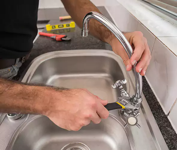 Local Experts for Faucet Repair in Hanford, CA:Schedule Affordable Faucet Repair Services with Us
